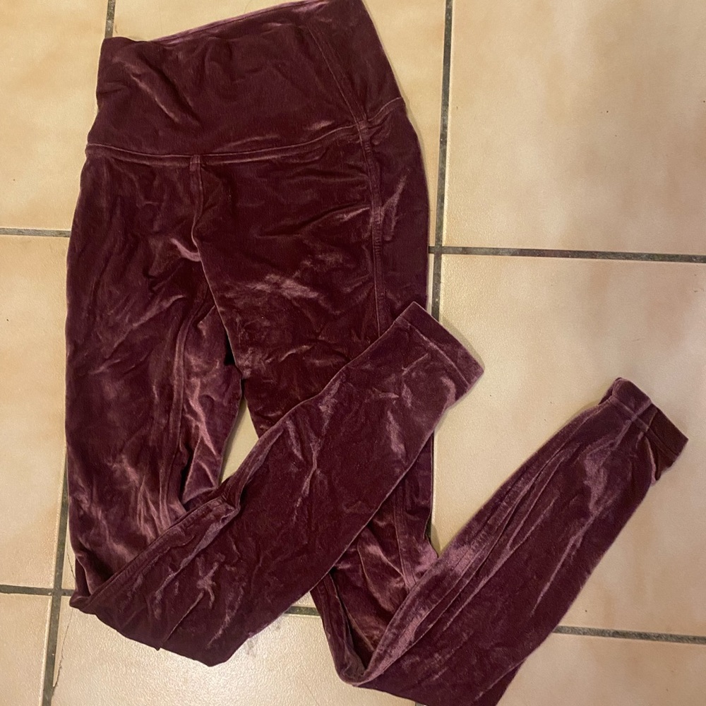 Lululemon leggings full length dark pink velvet like new 2 wunder lounge